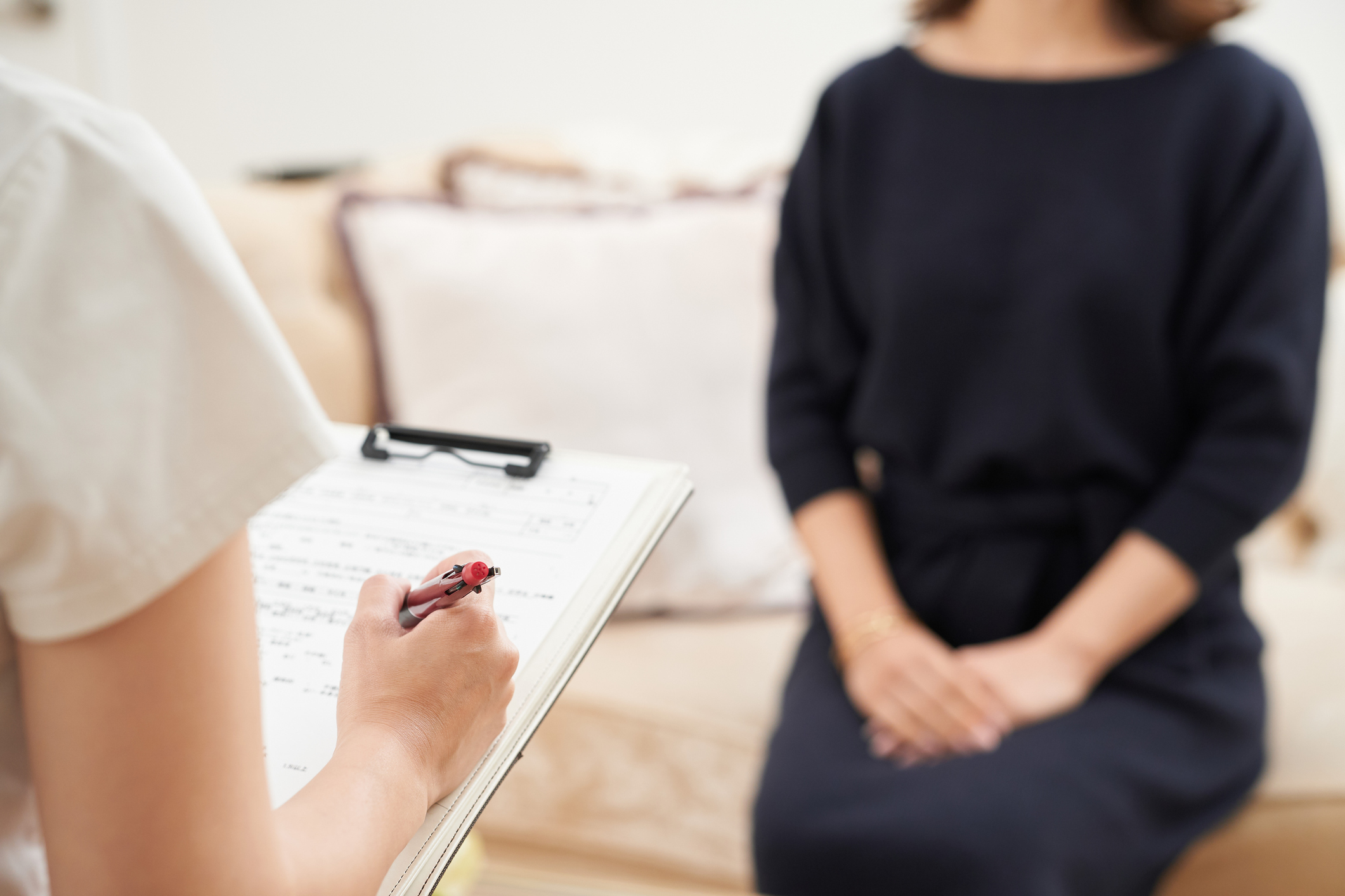 体外受精で考えられるリスク・副作用とは？安全に妊娠するためのポイントをご紹介